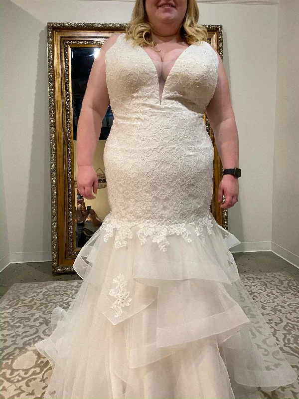 Stock Clearance Other Beautiful Sleeveless V-Neck Mermaid Wedding Dress
