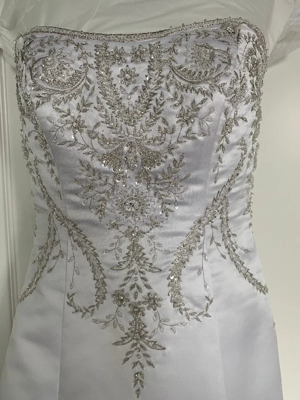 Sneak Peek Sale Casablanca 1852