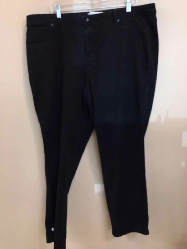 DRESSBARN SIZE 20 Ladies PANTS