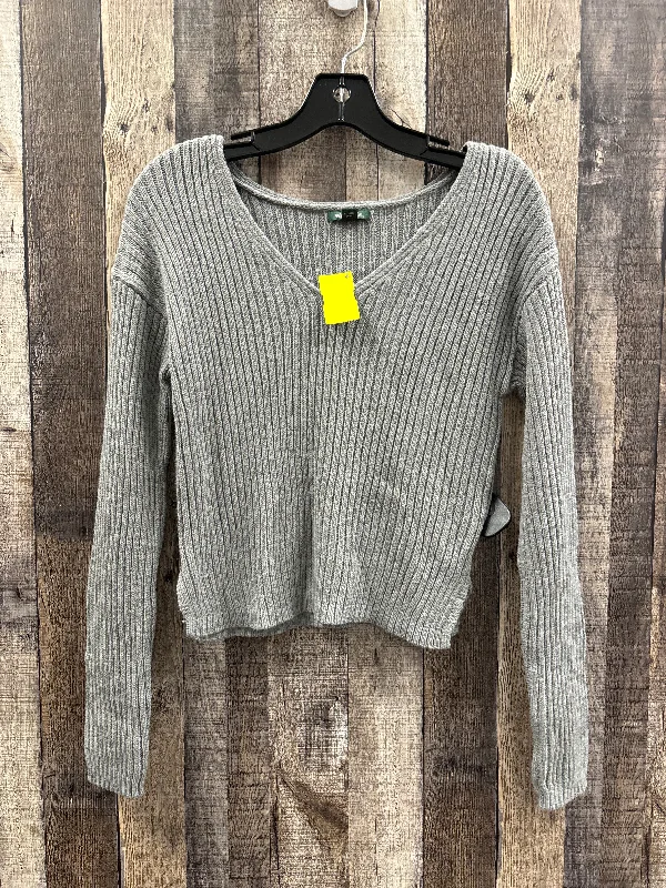 Sweater By Wild Fable In Grey, Size: S